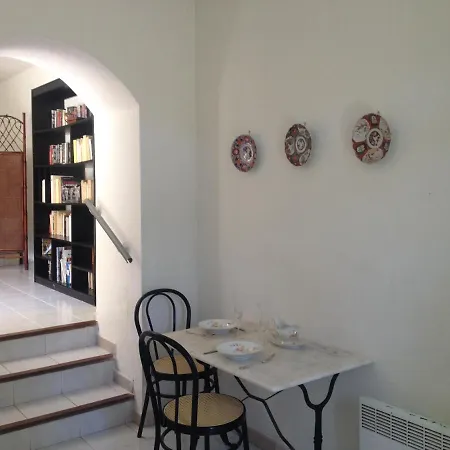Flat With Garden And Terrace Apartment