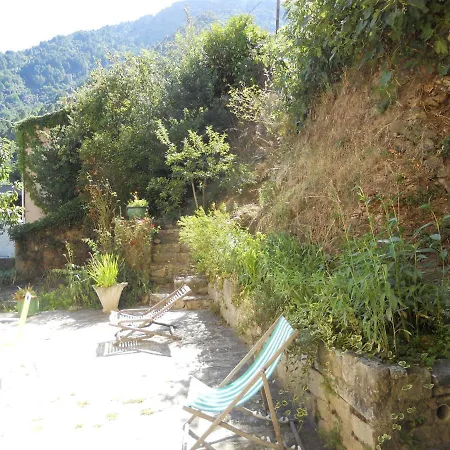 Flat With Garden And Terrace
